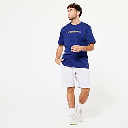 DOMYOS Pánske tričko na fitness 500 Essentials tmavomodré s potlačou modrá S