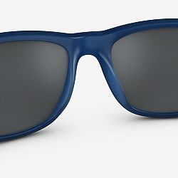QUECHUA Detské turistické slnečné okuliare MH T140 viac ako 10 rokov kategória 3 čierne modrá